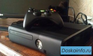 Xbox 360 Slim 4GB + Kinect + 2 игры