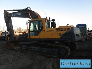 Распродажа б/у гусеничных экскаваторов в Санкт-Петербурге