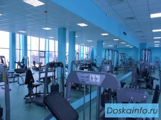 Торговые витрины, перегородки,двери,мебель
