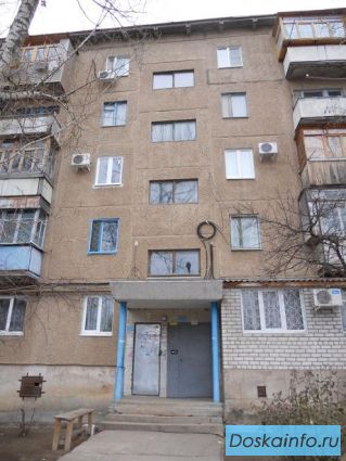 Трехкомнатная квартира в Волжском