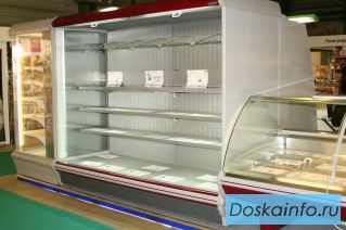 Витрина пристенная Немига П2 250 ВС  (0. + 7)