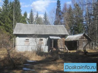 Участок на озере