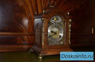 Антикварные часы