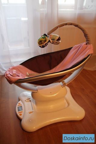 Электронное      кресло-качалка 4Moms                  Mamaroo