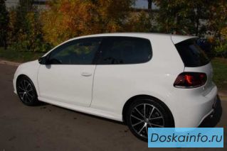 Volkswagen      Golf                  R