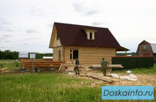 Срубы   домов,           бань.