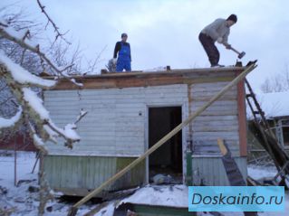 Ломаем деревенские дома и дачные строения в Московской области