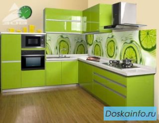 Белорусский                кухонный гарнитур эконом из пластика!         