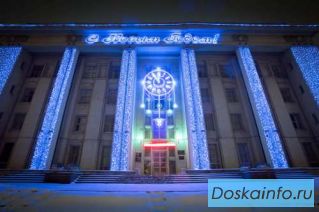Праздничная подсветка фасадов, оформление деревьев