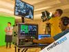 Съемка презентации на хромакее с заменой фона в реальном времени и трансляцией на YouTube 