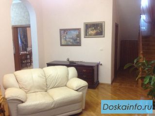 Продаю дом в центральном районе без комиссии