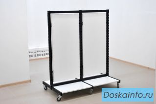 Продам универсальные стойки для одежды.