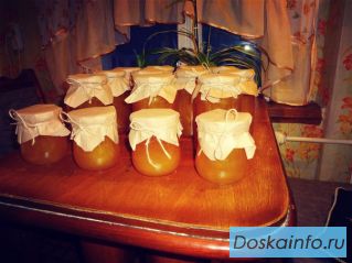 Очень вкусный мед 2015 года с собственной пасеки.