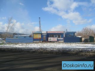 Продам базу площадью 0,5 гектара на Затонской, район Водники -  центр правобережья.