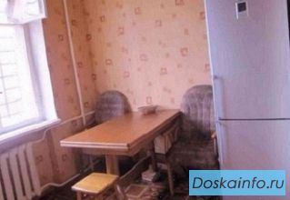 Сдам койко-место русскому мужчине в 3-х комнатной квартире. 