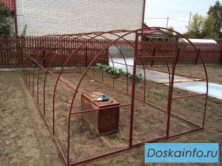 Теплицы грунтованные и оцинкованные