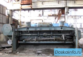 Н407 Ножницы гильотинные 12х5000мм 