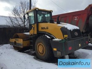 Виброкаток SDLG RS8140