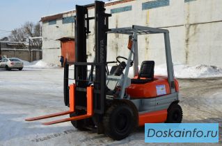 Бензиновый погрузчик бу Toyota 40-6fg20