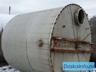 Емкость нержавеющая, объем -10 куб.м., вертикальная