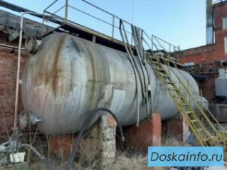 Емкость нержавеющая, объем -50 куб.м., горизонтальная, толстостенная