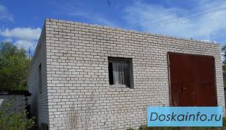 Гараж, > 30 м²