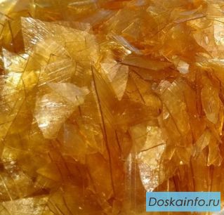 Закупаем Шеллак хлопьях прозрачный тёмный
