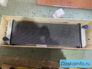 Радиатор охлаждения водяной XB00001928 Hitachi 