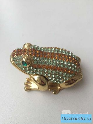 Статуэтка лягушка стразы сваровски swarovski талисман деньги сувенир подарок фигурка амулет денежный