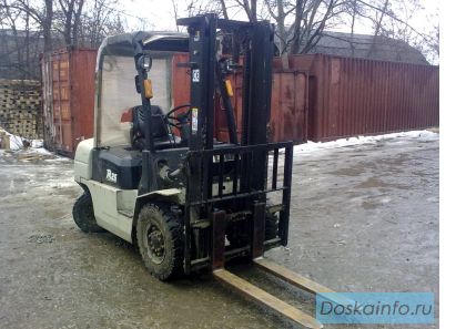 Организация продает погрузчик: