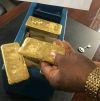 Продажа золотых слитков и порошка.