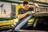 Необходимо быстро поменять автомобильное стекло?