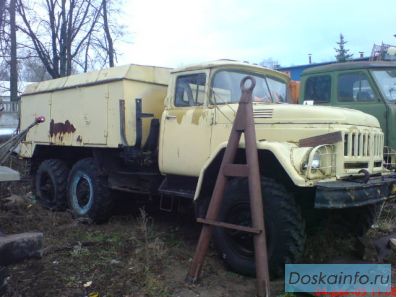 ЗИЛ-131 .