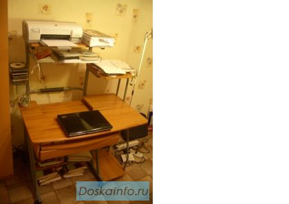 Компьютерный стол