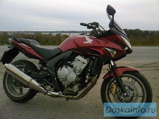 Продается мотоцикл HONDA CBF600SA