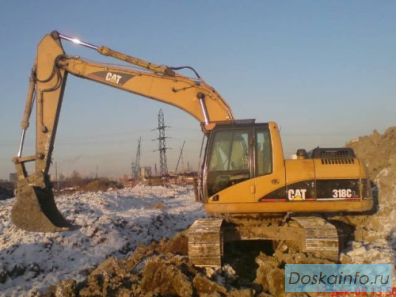 Гусеничный экскаватор Caterpillar