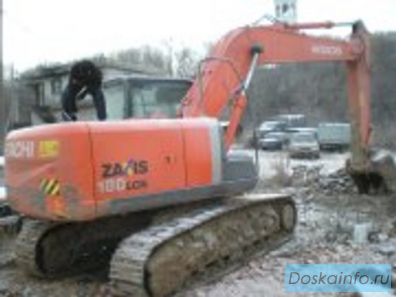 Гусеничный экскаватор Hitachi