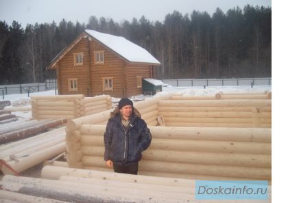 Сруб дома 12х12 ручной работы