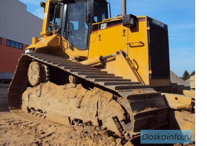 Продам бульдозер гусеничный   Caterpillar D6M LGP 2003 г.в.