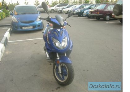 Продам скутер Stels Tactic 100