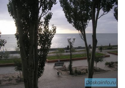 Сдаю 1-к квартиру с видом на море (15 метров), Бердянск. 