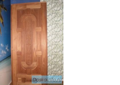 Продаю три дверных полотна (с коробкой) из массива тика!