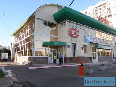 TЦ НЕРИНГА сдаёт в аренду в Сев.Бутово торг.площади 200кв.м,50кв.м,39кв.м,20кв.м