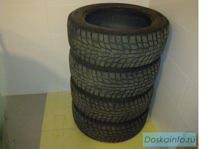 Продается зимняя шипованная резина 225/55 R18