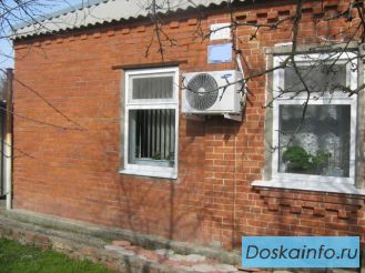 Хороший кирпичный дом в п.Ильском,Северского района