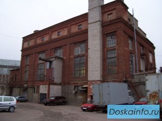 Продается здание у Арсенальной набережной