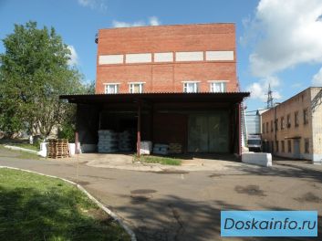 База на территории завода. Автозавод. Ижевск. Продажа.