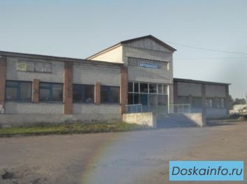Зданае автовокзала в г. Севске Брянская обл