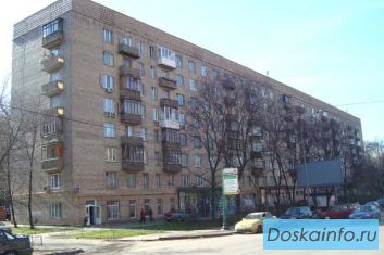 Продаю 1/2 долю 3-х комнатной квартиры на пересечении Университетского Проспекта   и Мосфильмовской