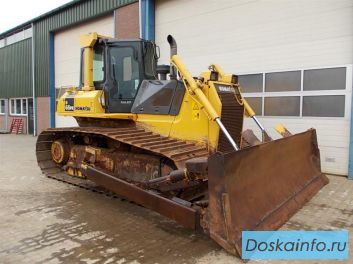 Бульдозер гусеничный Komatsu D65PX-15